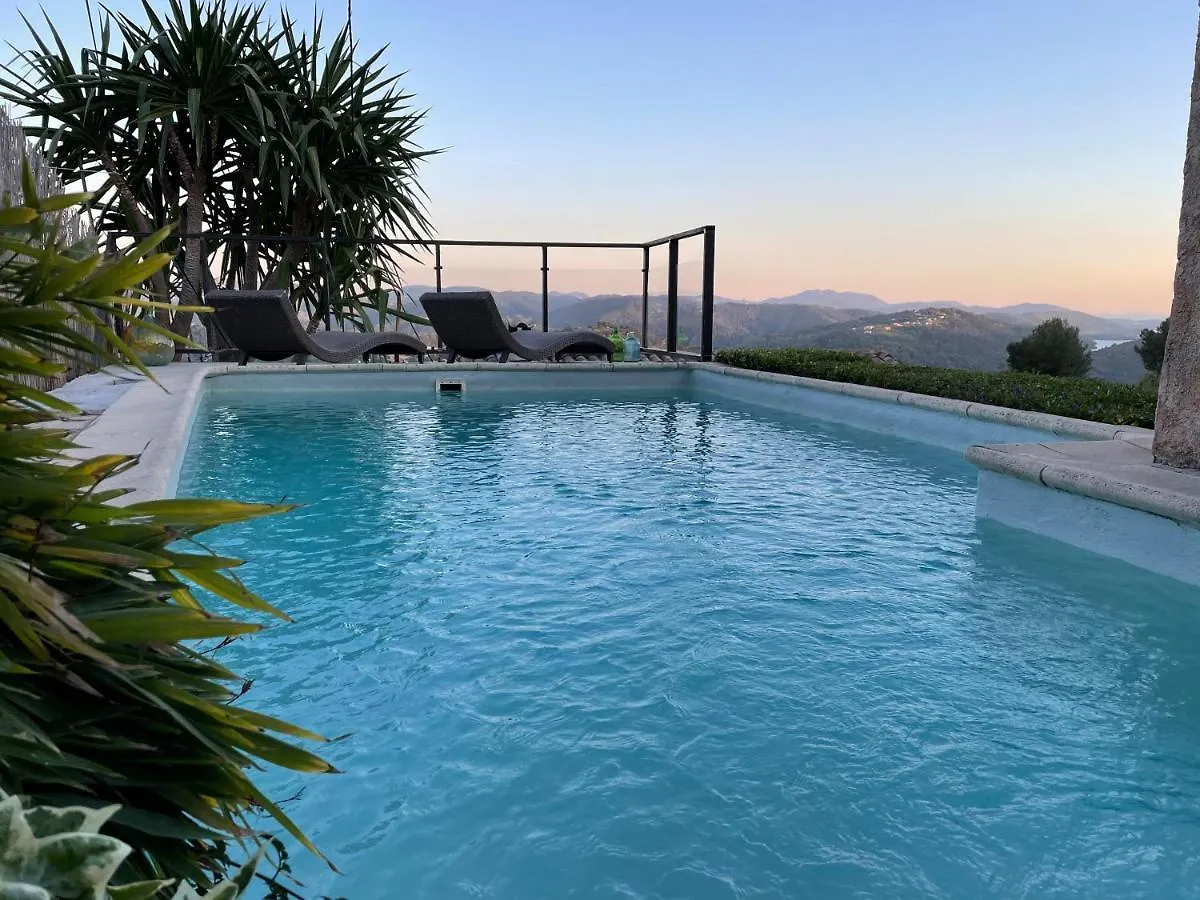 Charmant Rez De Villa En Provence Le Tignet 0*,  France