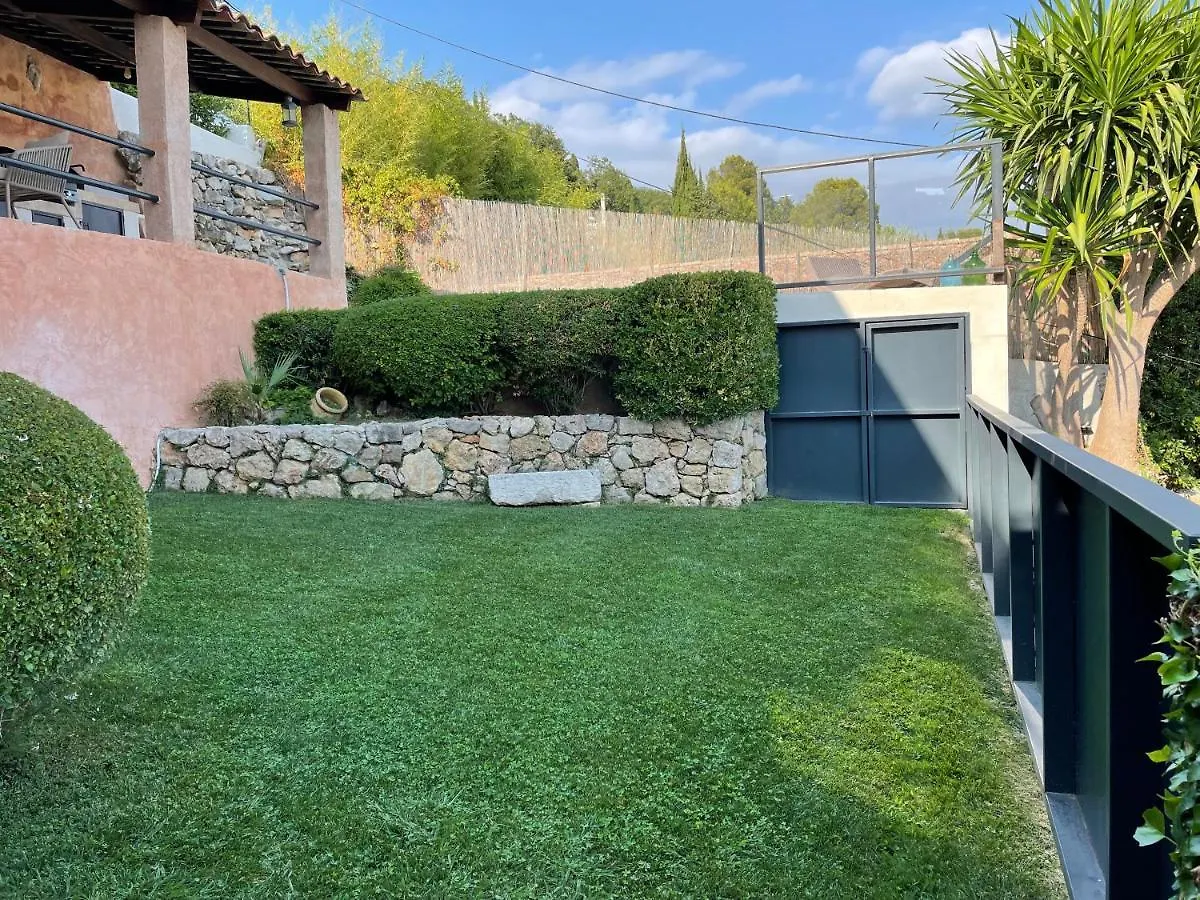 Holiday home Charmant Rez De Villa En Provence Le Tignet France