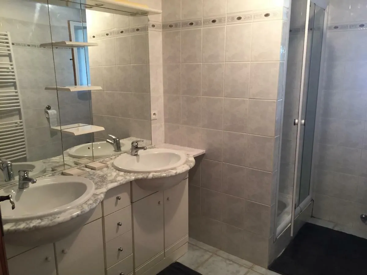 Charmant Rez De Villa En Provence Le Tignet Holiday home